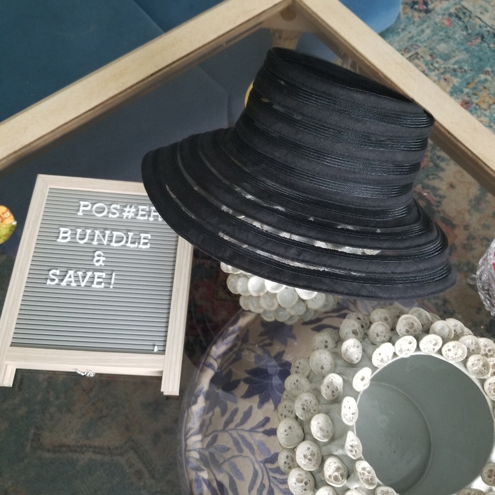 August Tiered Hat